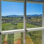 Lovely In With House A Mountain View Ron