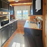 Lovely In With House A Mountain View Røn